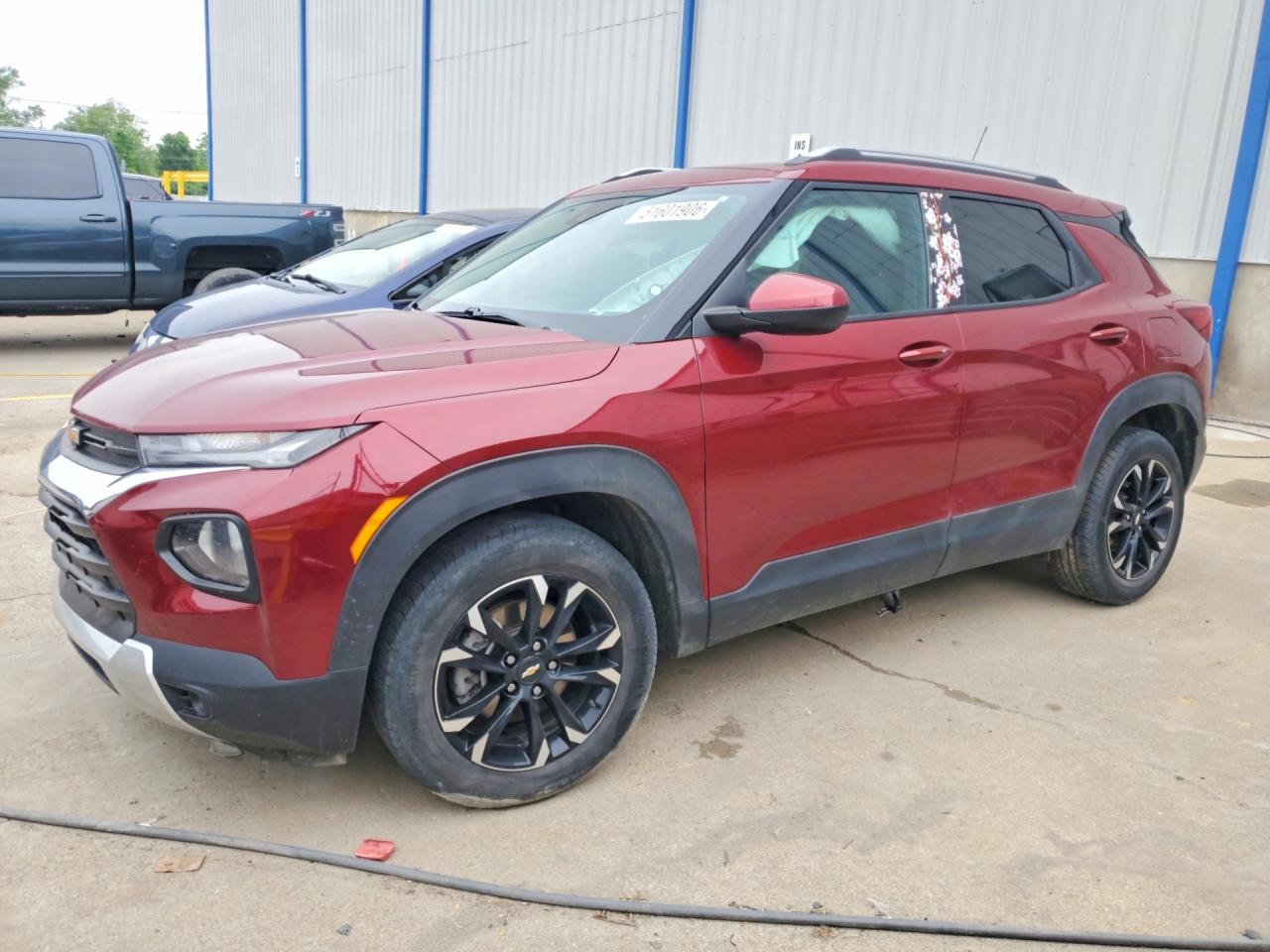 Salvage Chevrolet Trailblazer Image