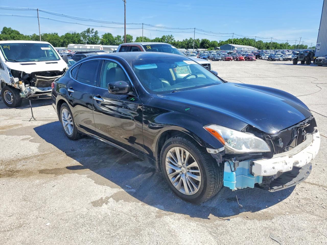 INFINITI M37 X