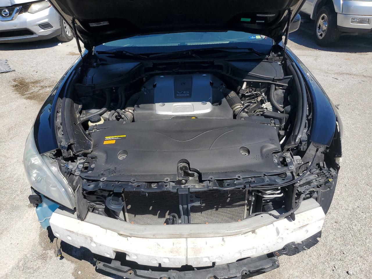 INFINITI M37 X