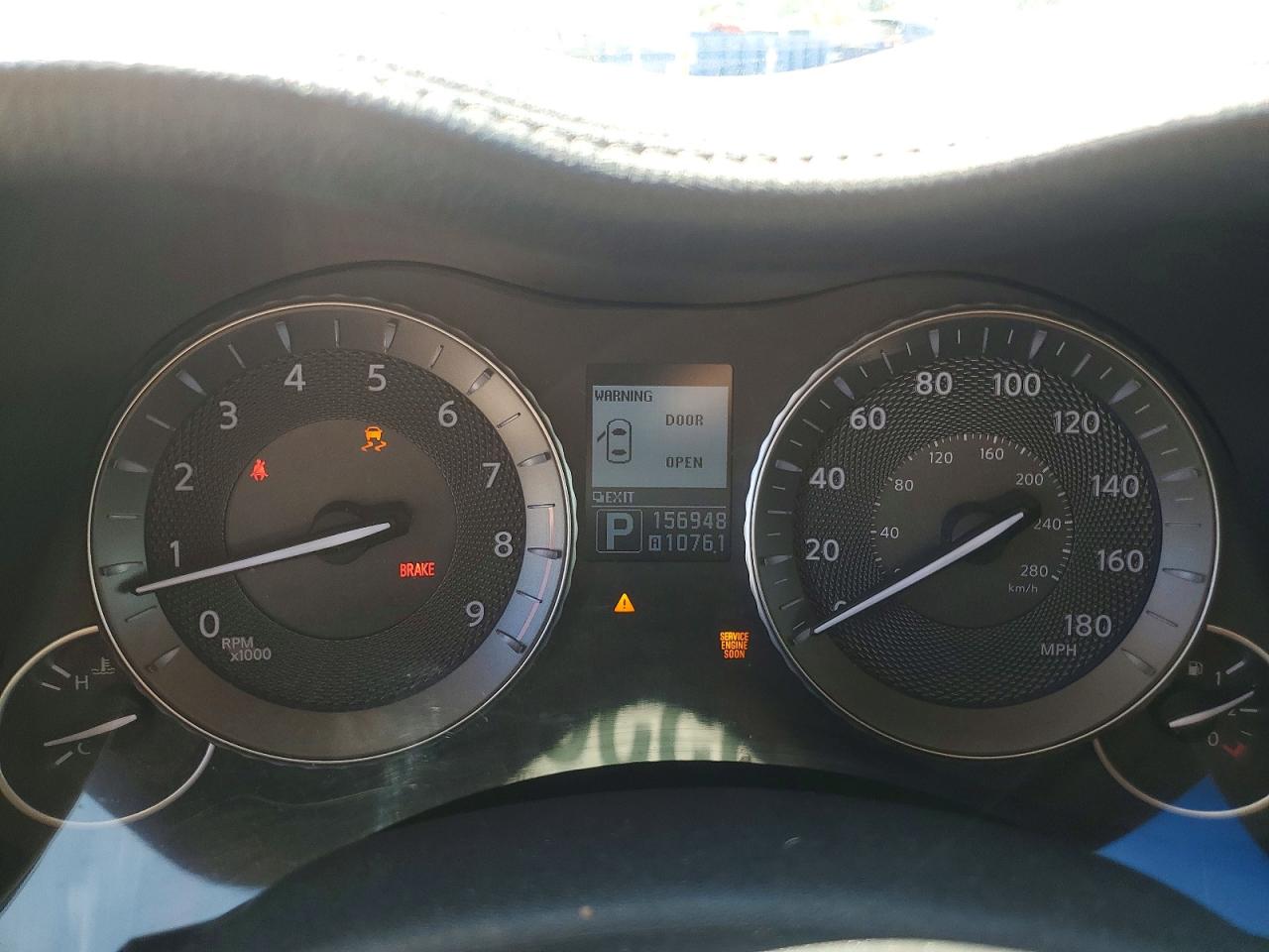 INFINITI M37 X