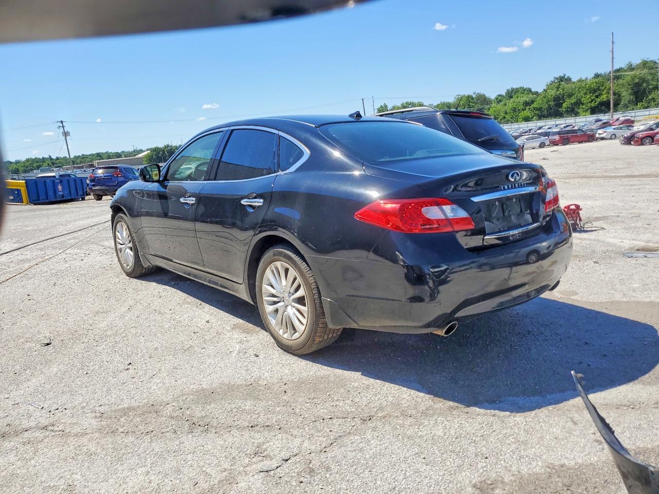 INFINITI M37 X