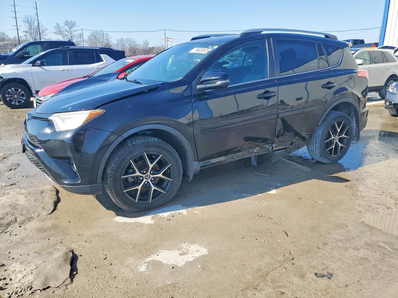 Salvage Toyota RAV4 Image