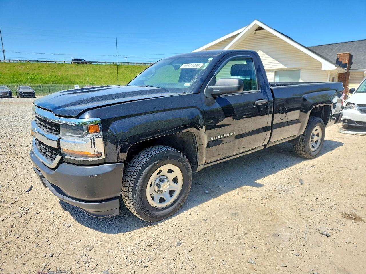 Salvage Chevrolet Silverado Image
