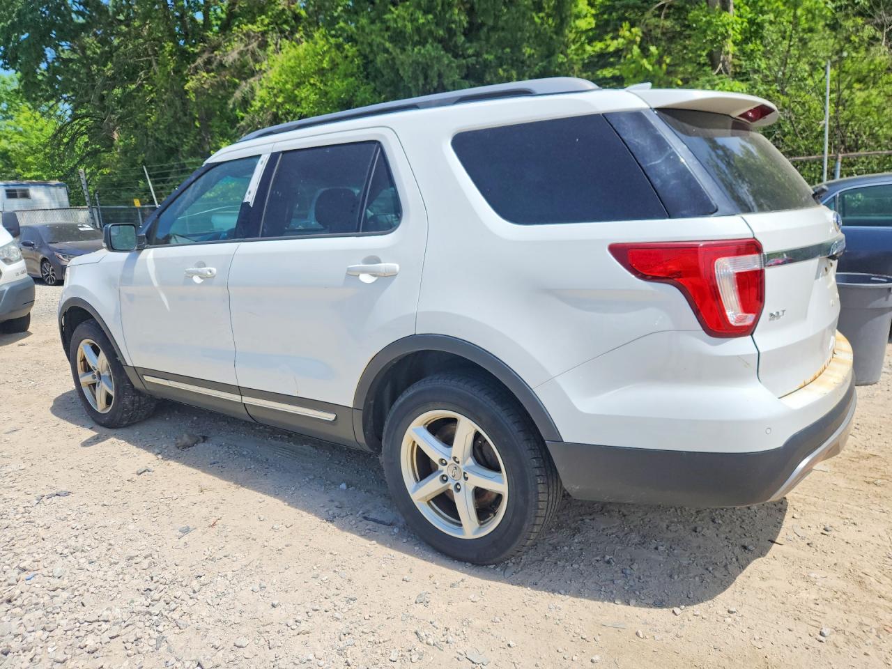 Ford Explorer Xlt