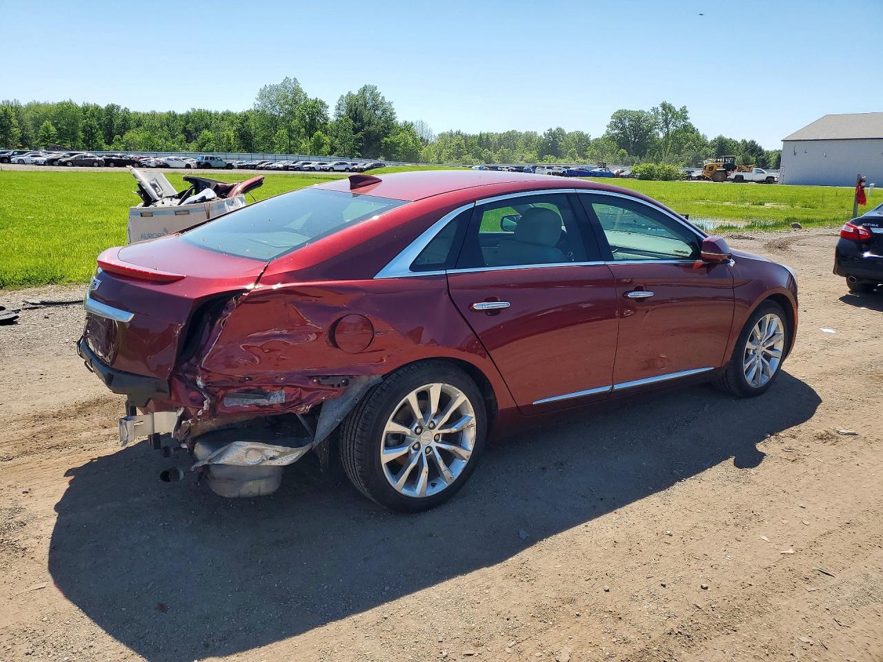 Cadillac XTS Luxury Collection
