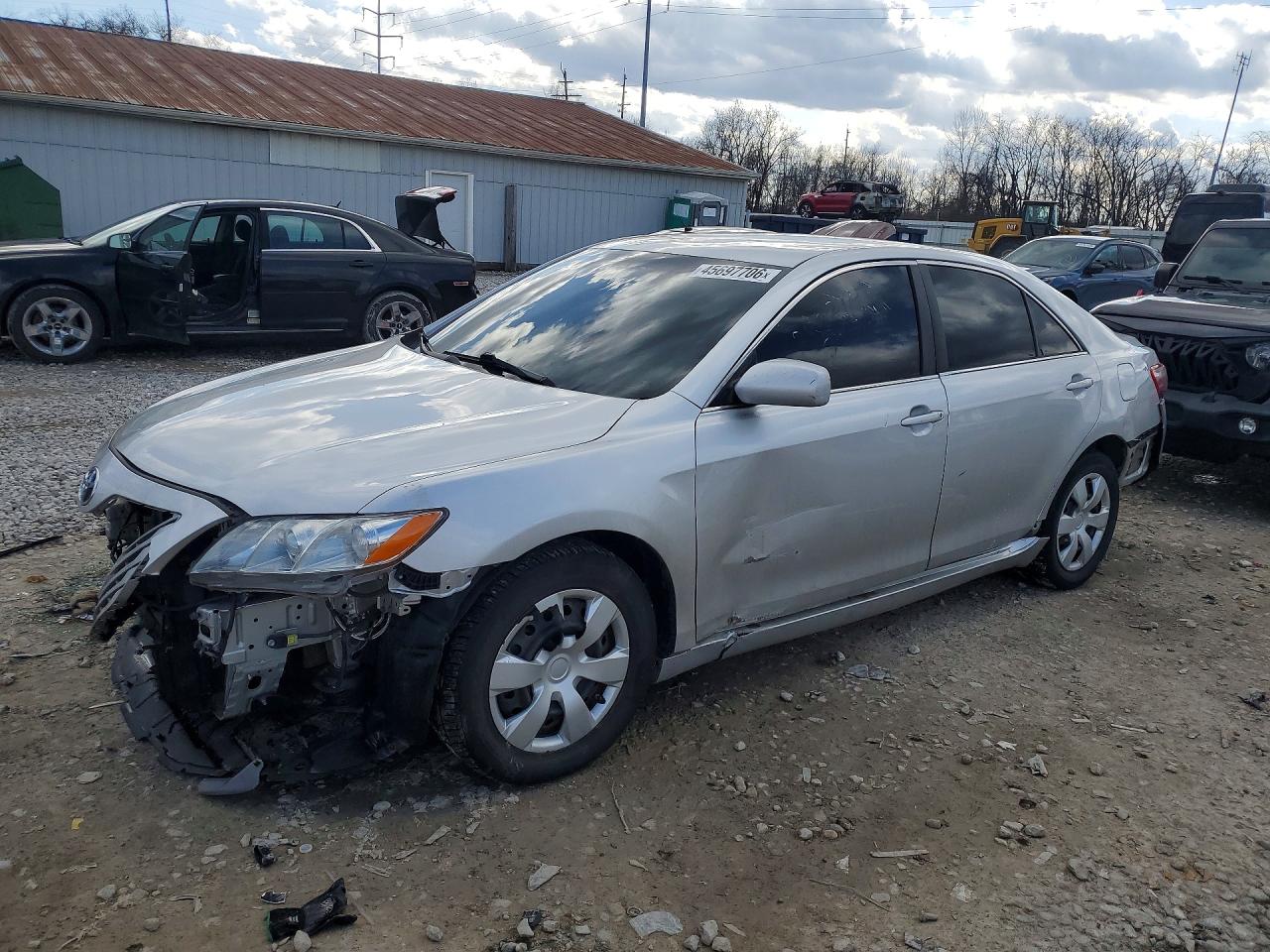 Salvage Toyota Camry Image