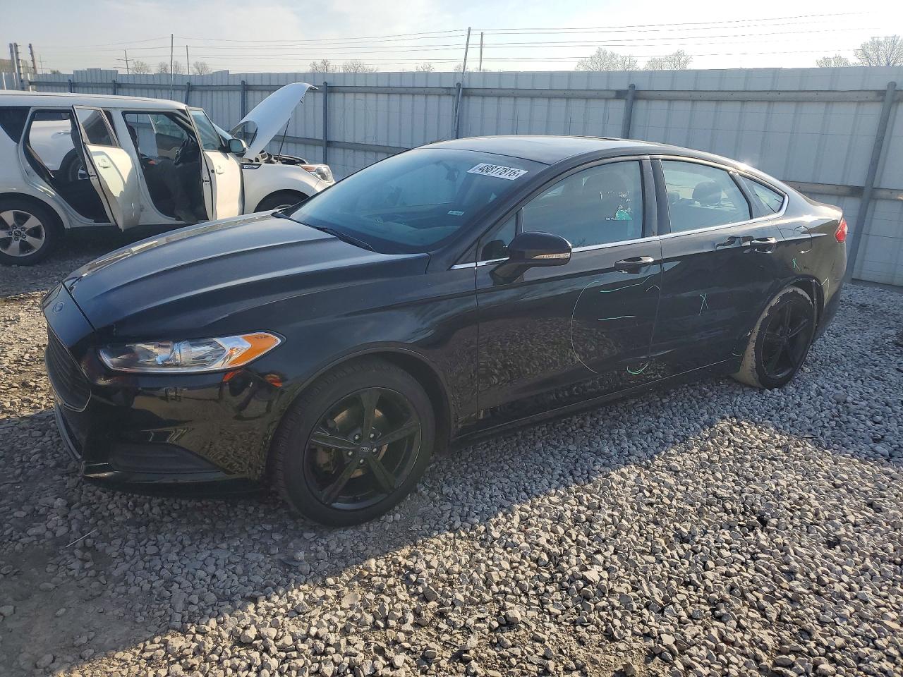 Salvage Ford Fusion Image