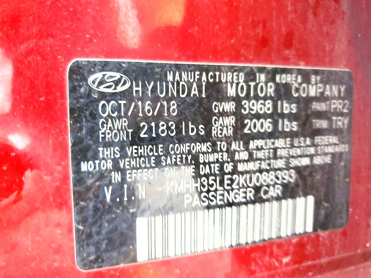 Hyundai ELANTRA Base