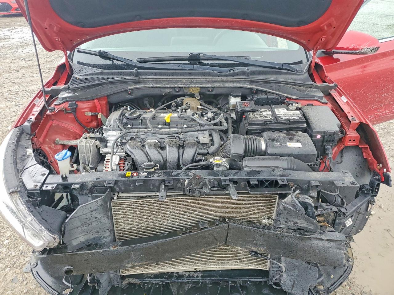 Hyundai ELANTRA Base
