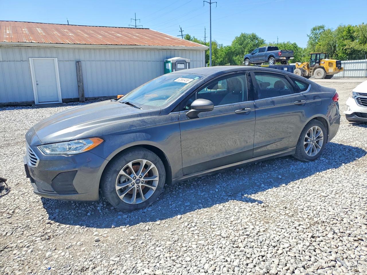 Salvage Ford Fusion Image