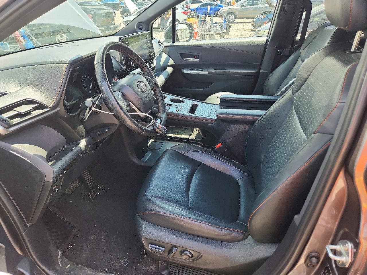 Toyota Sienna Xse