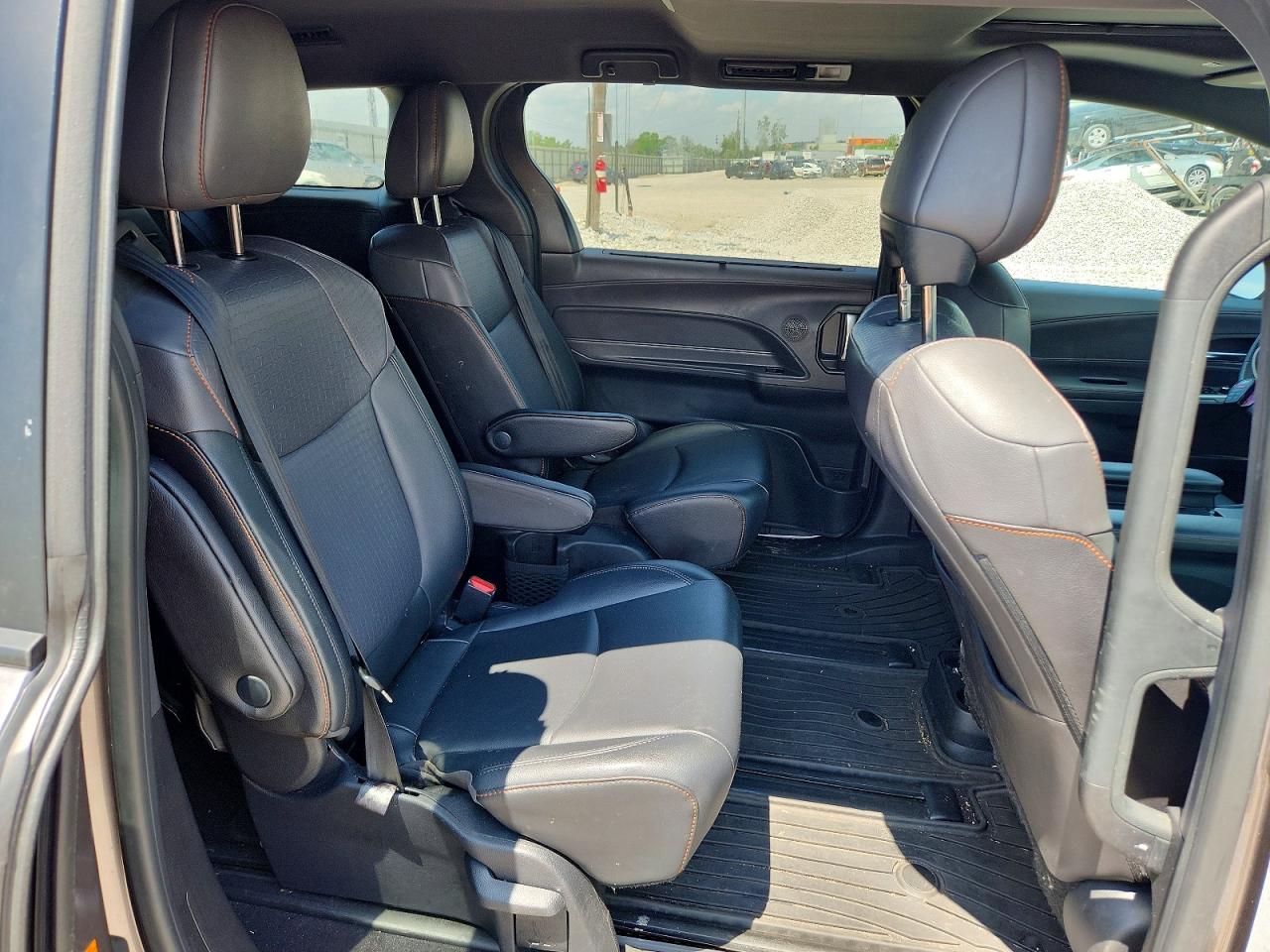 Toyota Sienna Xse