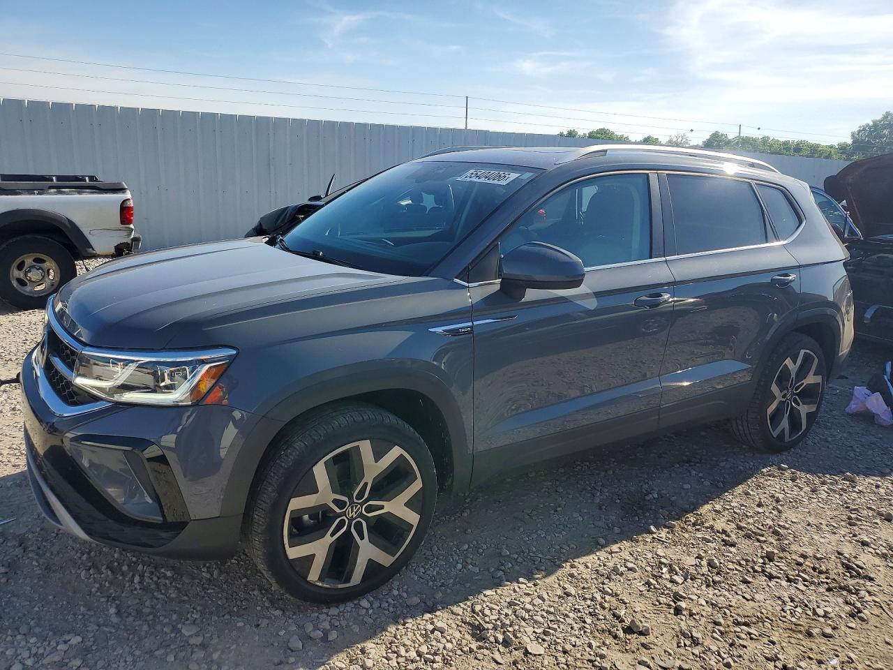 Salvage Volkswagen Taos Image
