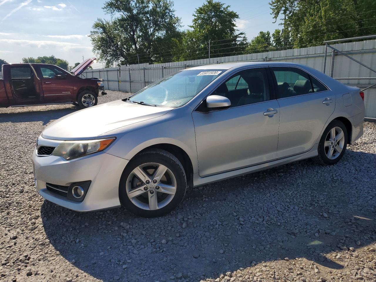 Salvage Toyota Camry Image