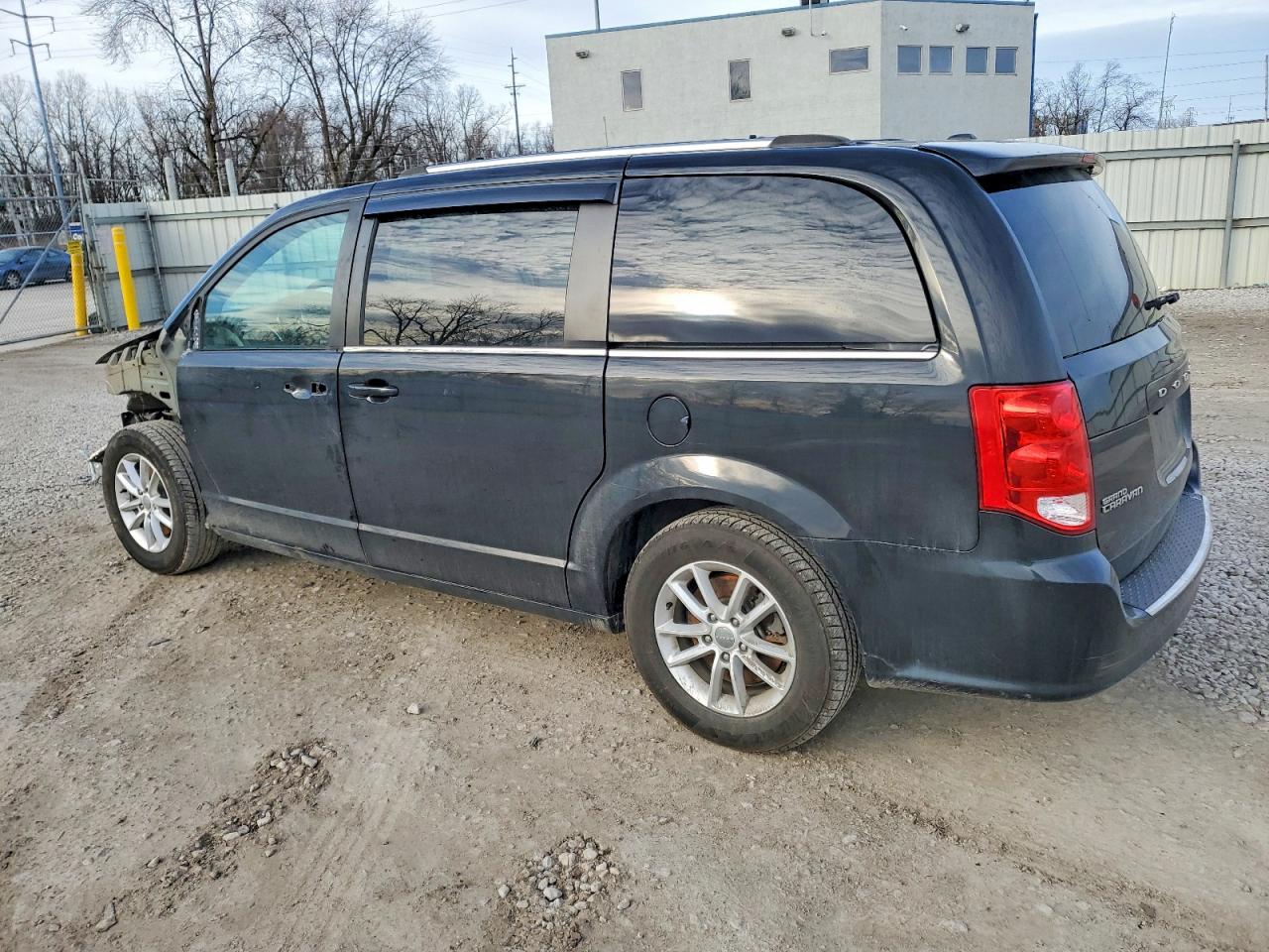 Dodge Caravan Sxt