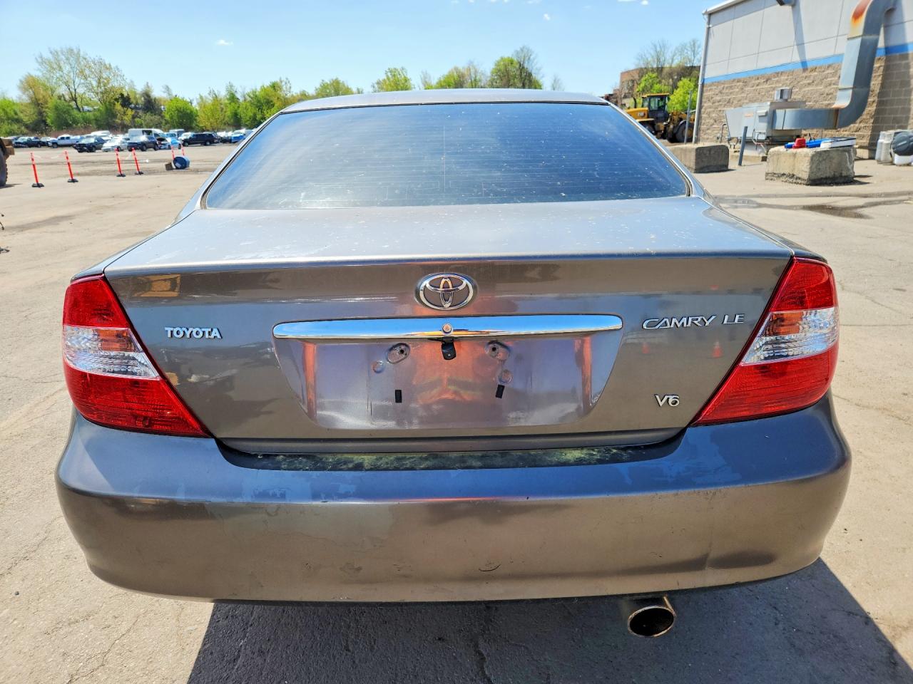 Toyota Camry Le V6