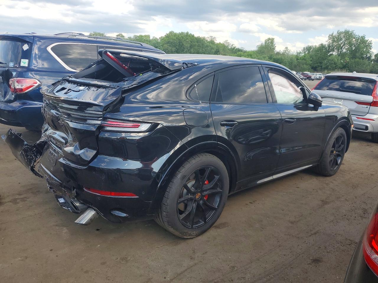 Porsche Cayenne Gts Coupe