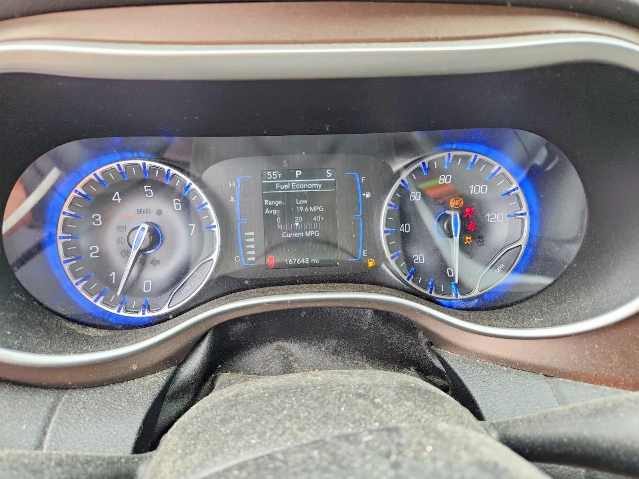 Chrysler Pacifica Touring