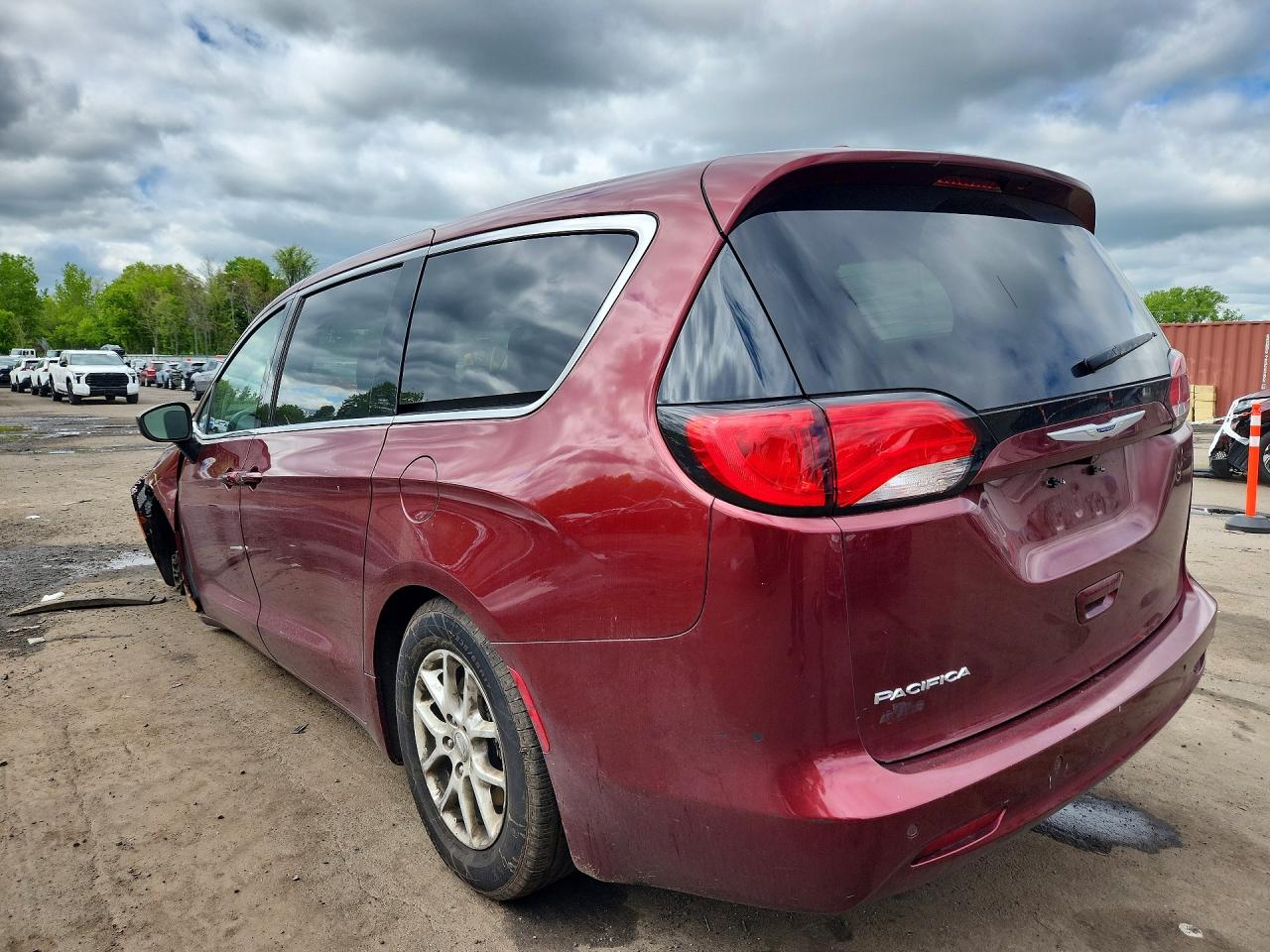 Chrysler Pacifica Touring