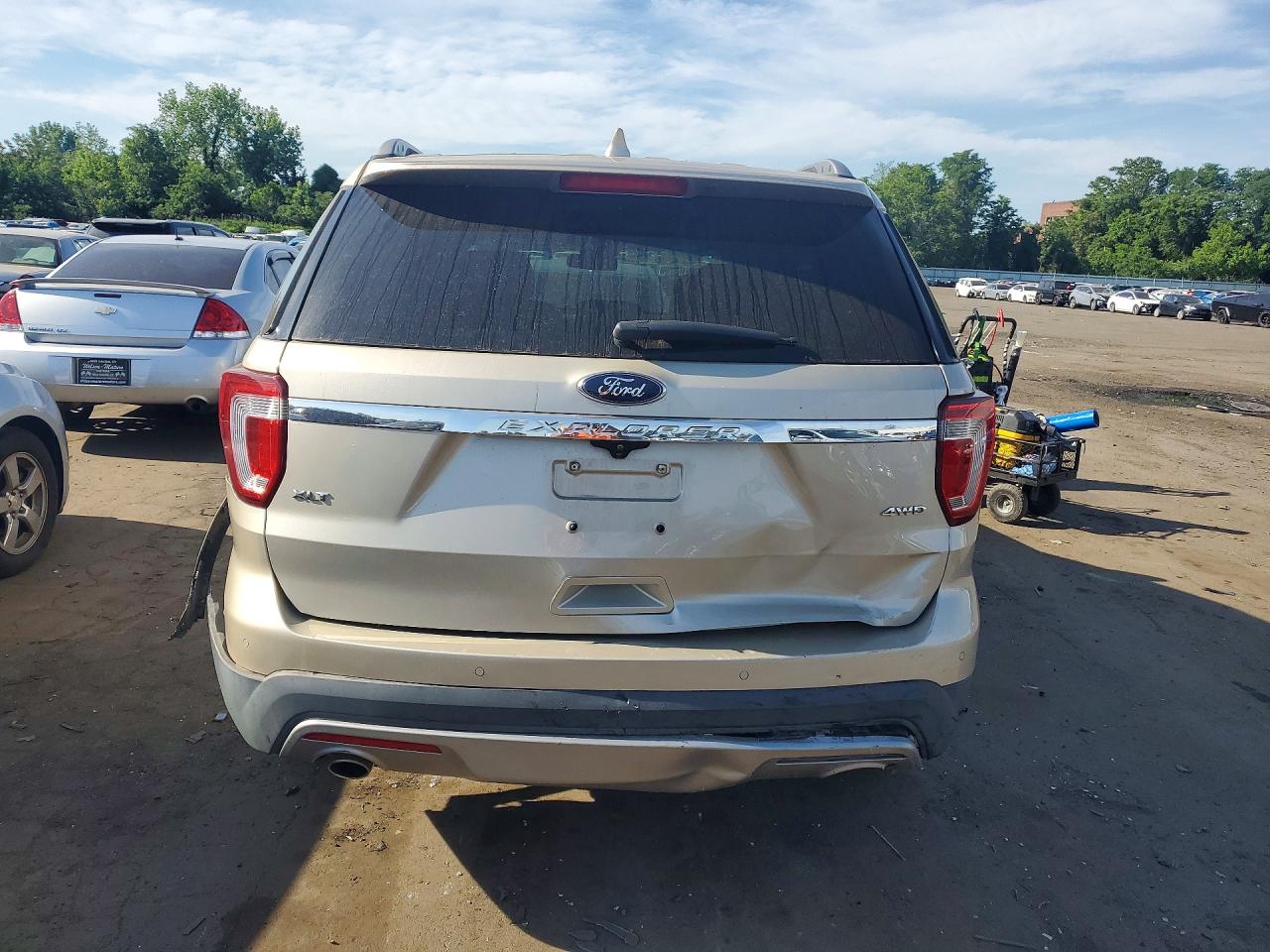 Ford Explorer Xlt