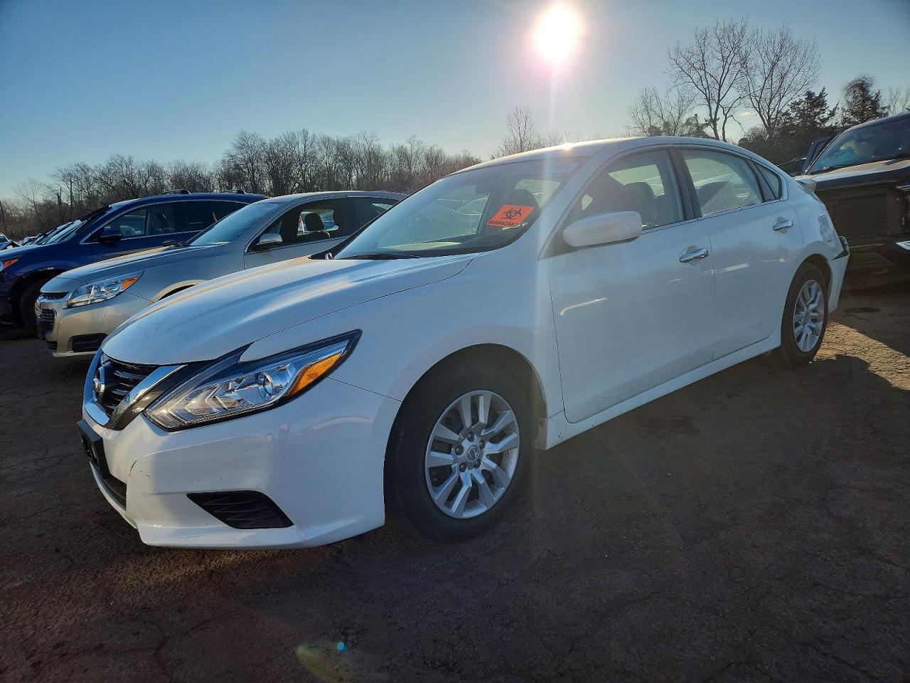 Salvage Nissan Altima Image