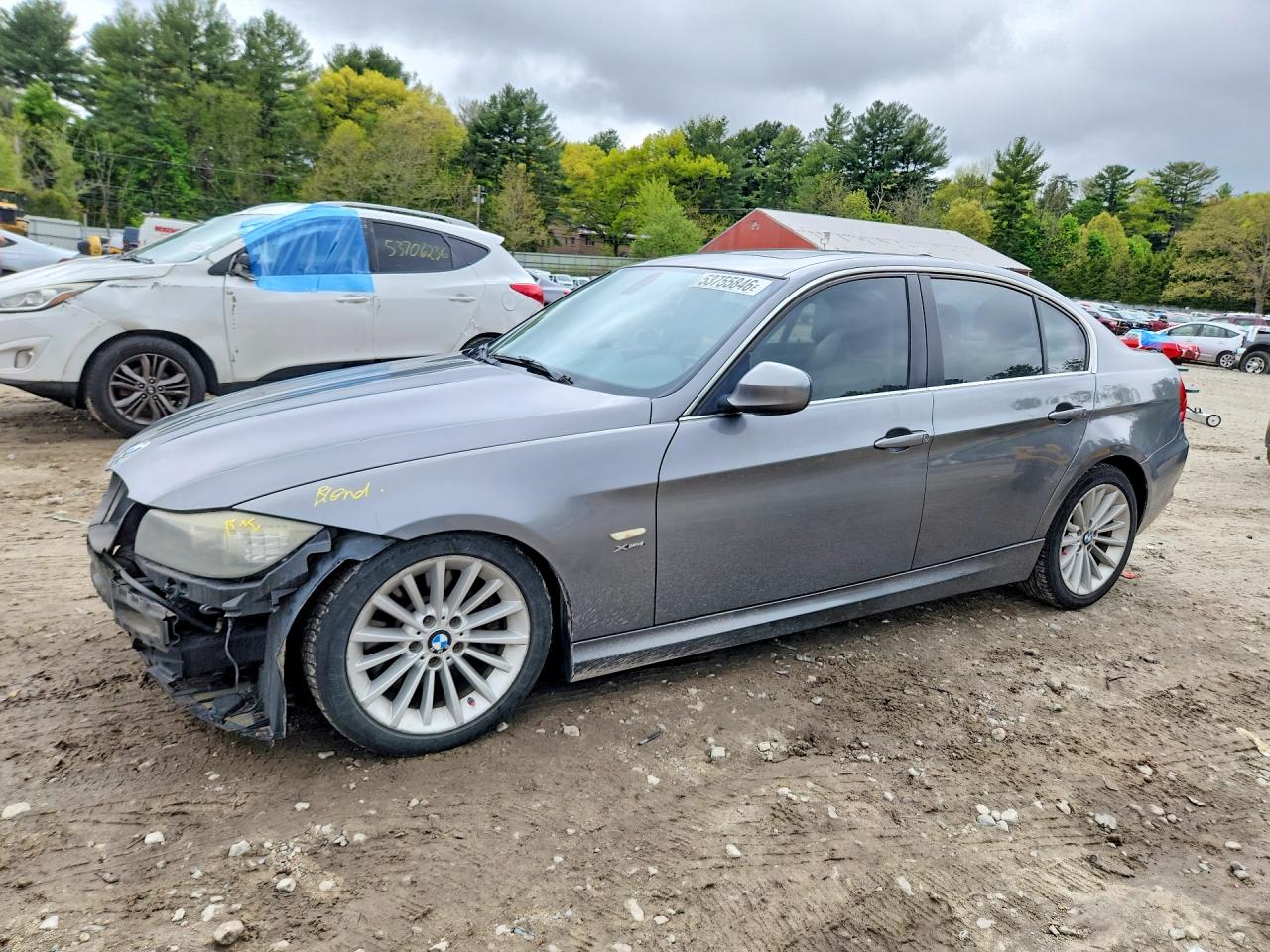 Salvage BMW 3 Series Image