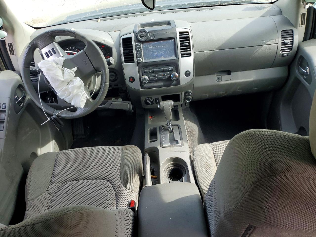 Nissan Frontier Sv