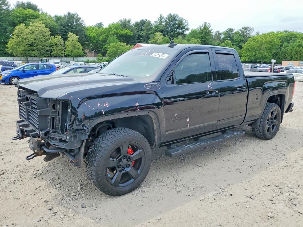 Salvage GMC Sierra Image