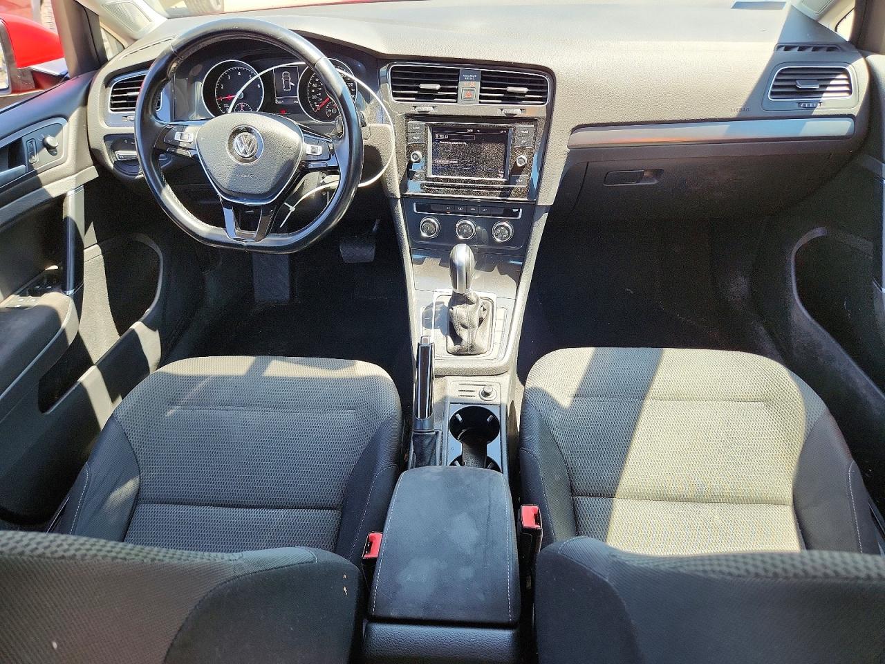 Volkswagen Golf S