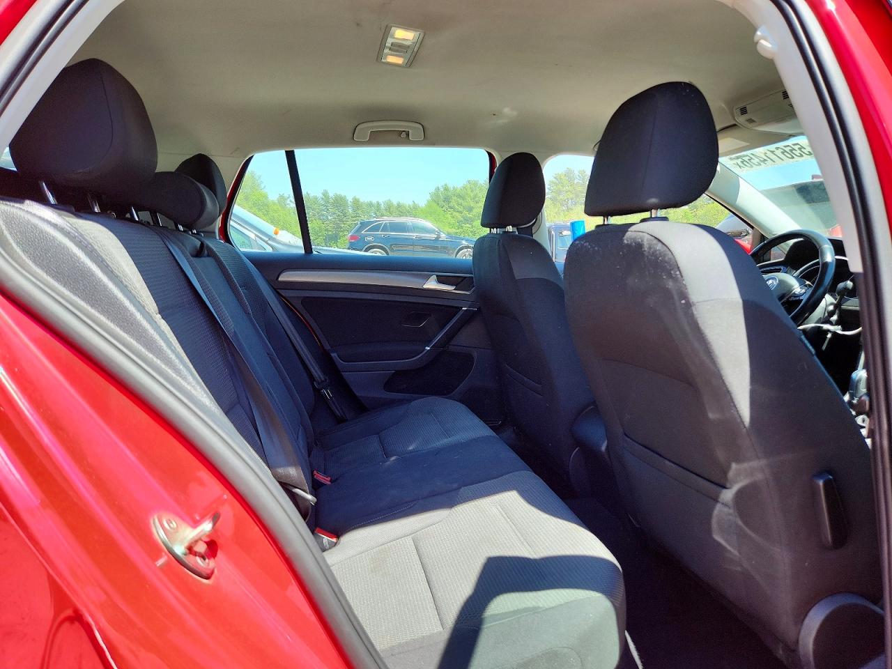 Volkswagen Golf S