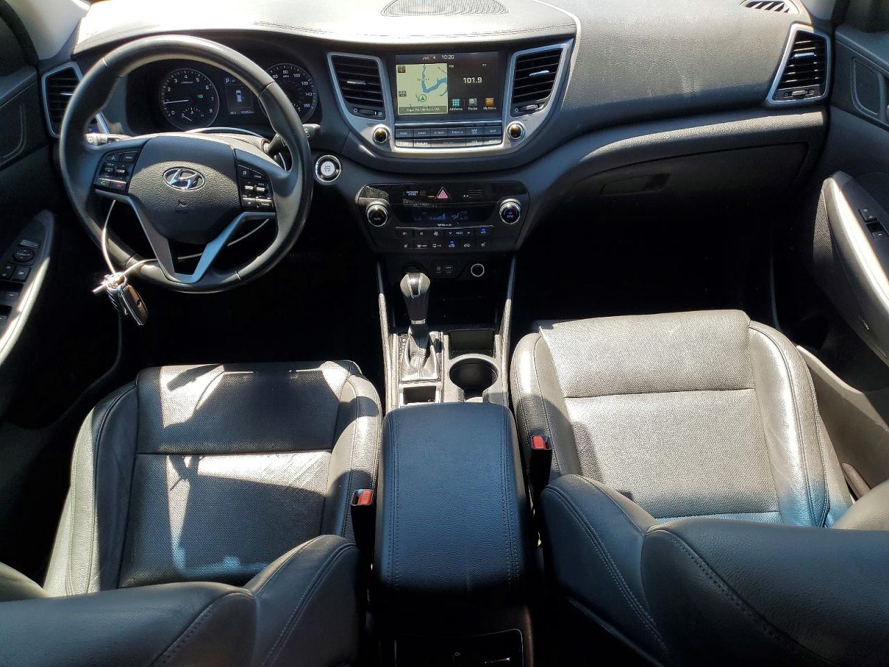 Hyundai TUCSON Se Plus