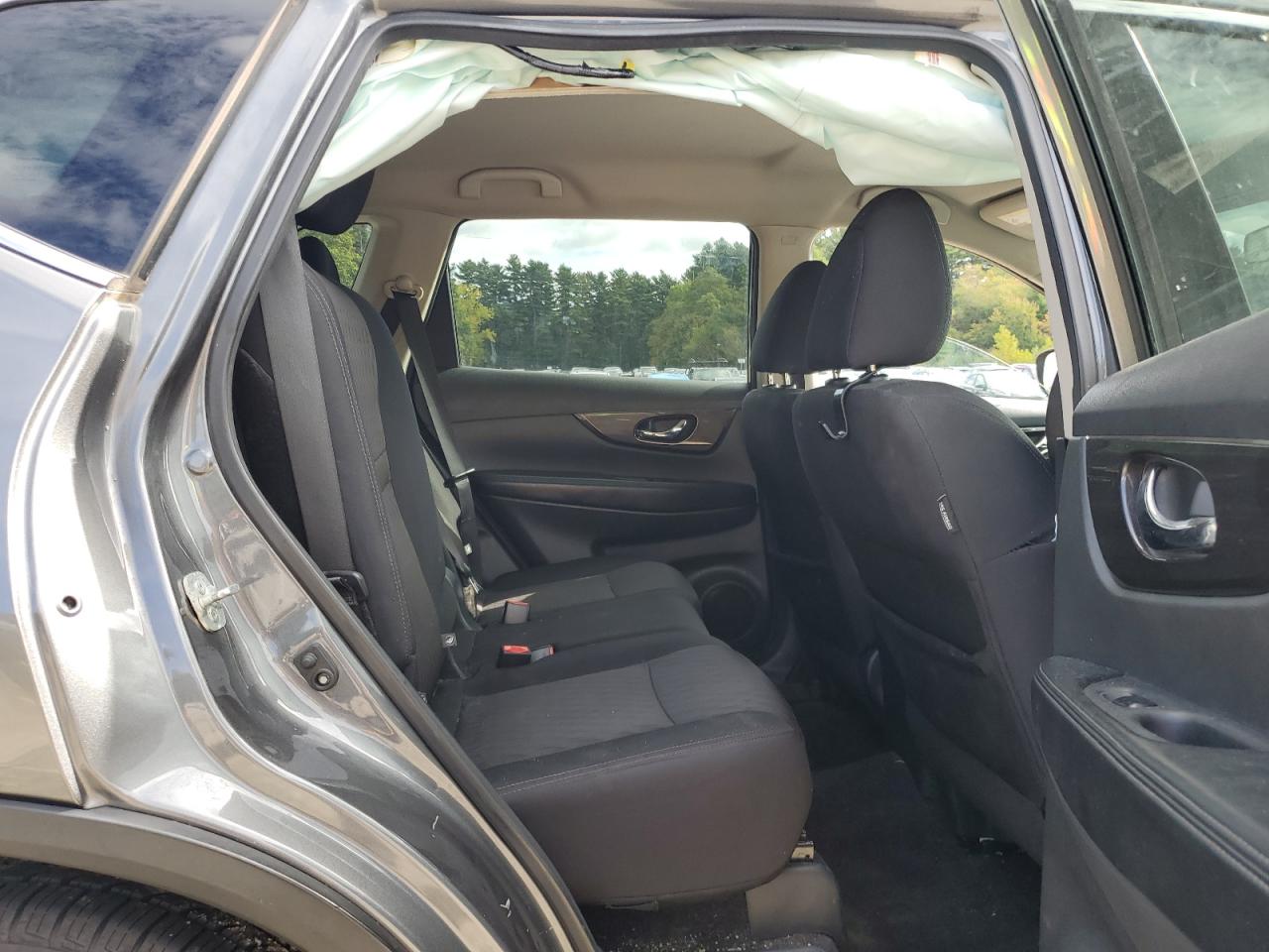 Nissan Rogue S