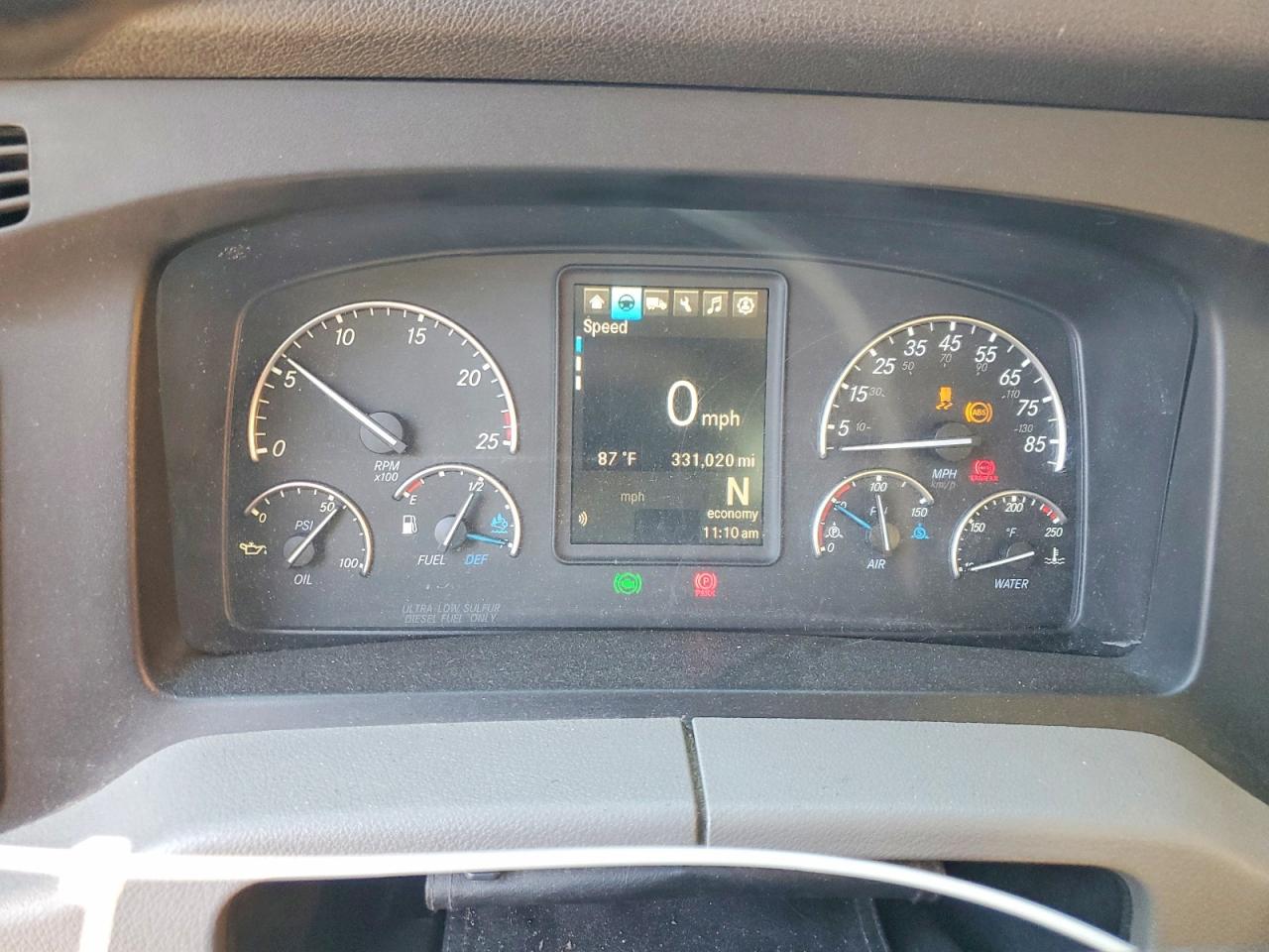 Freightliner Cascadia 126