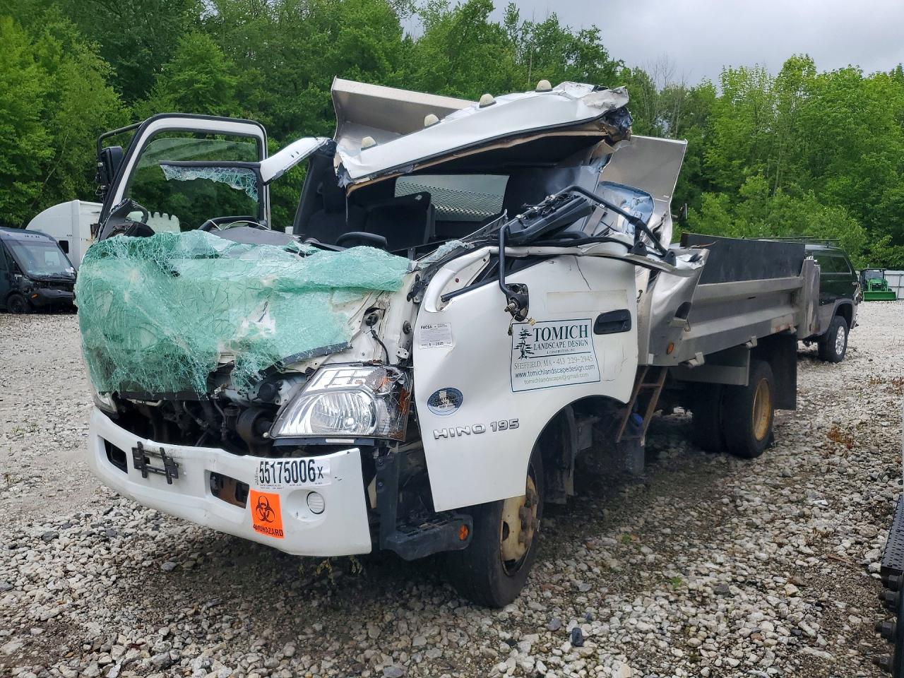 Salvage Hino 195 Image