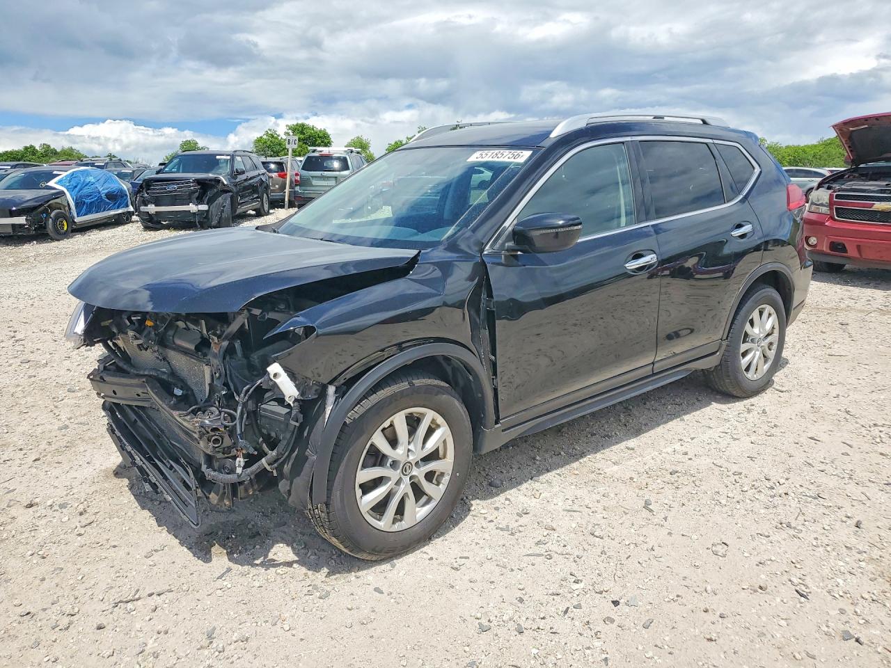 Salvage Nissan Rogue Image