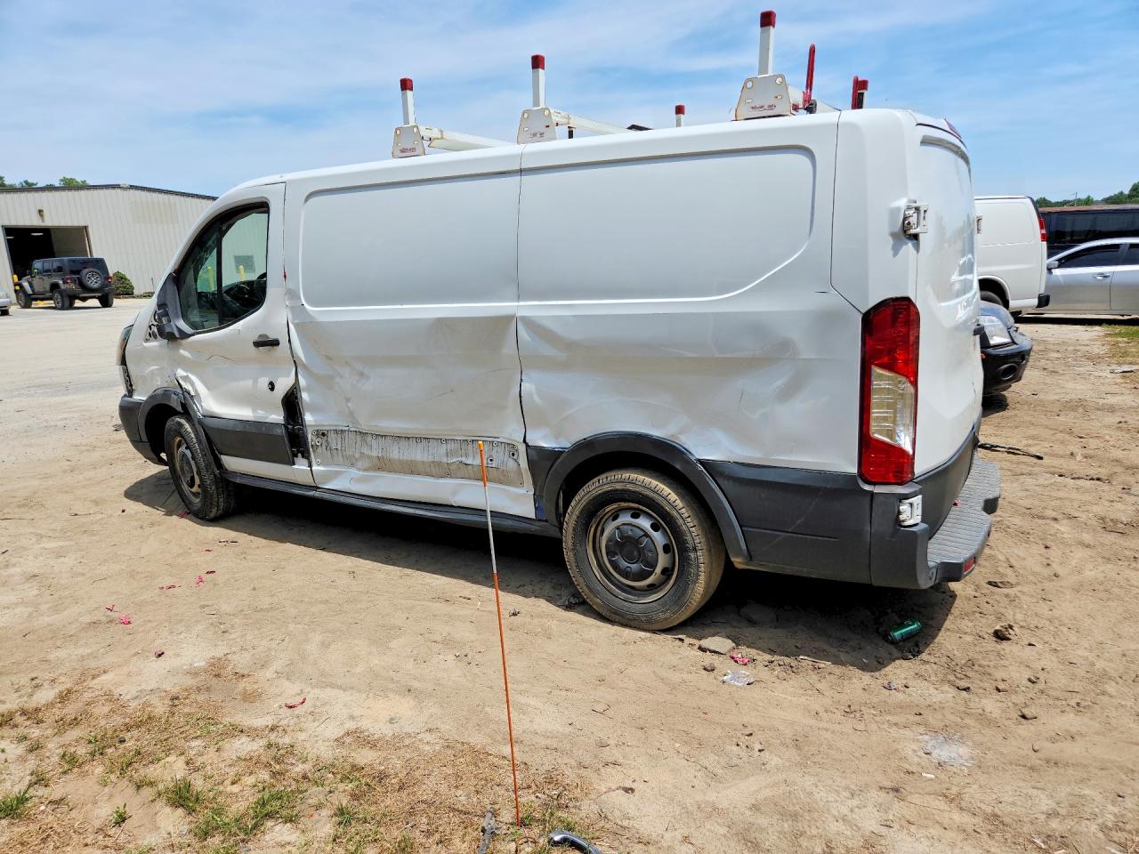 Ford Transit T-150