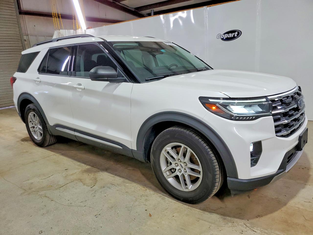 Ford Explorer Active