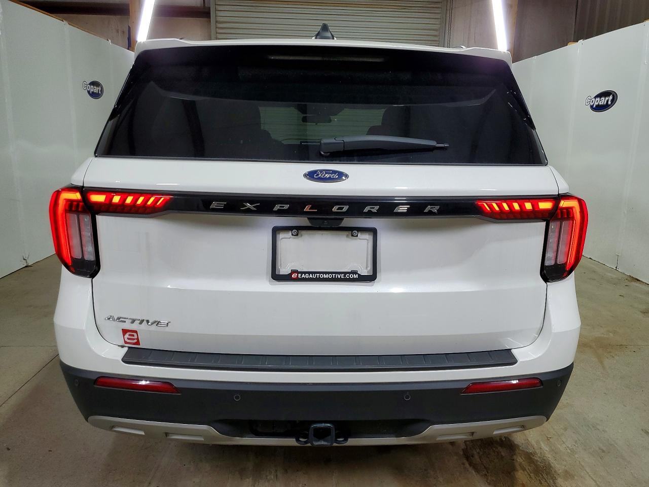 Ford Explorer Active