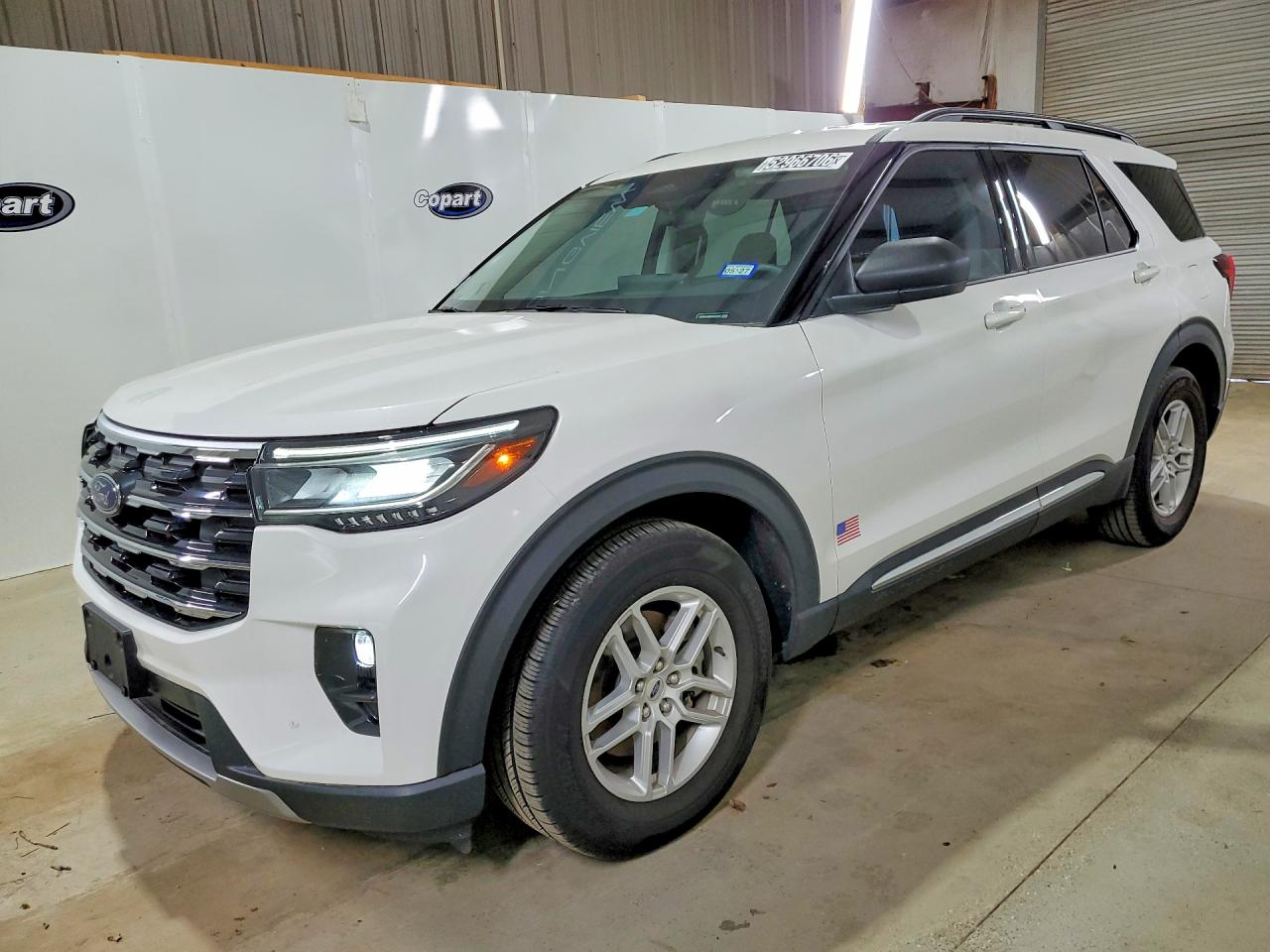 Salvage Ford Explorer Image