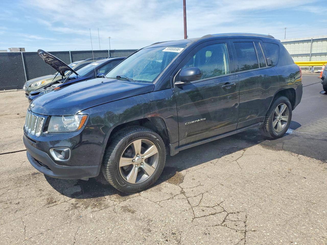 Salvage Jeep Compass Image