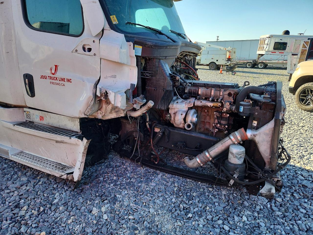 Freightliner Cascadia 126