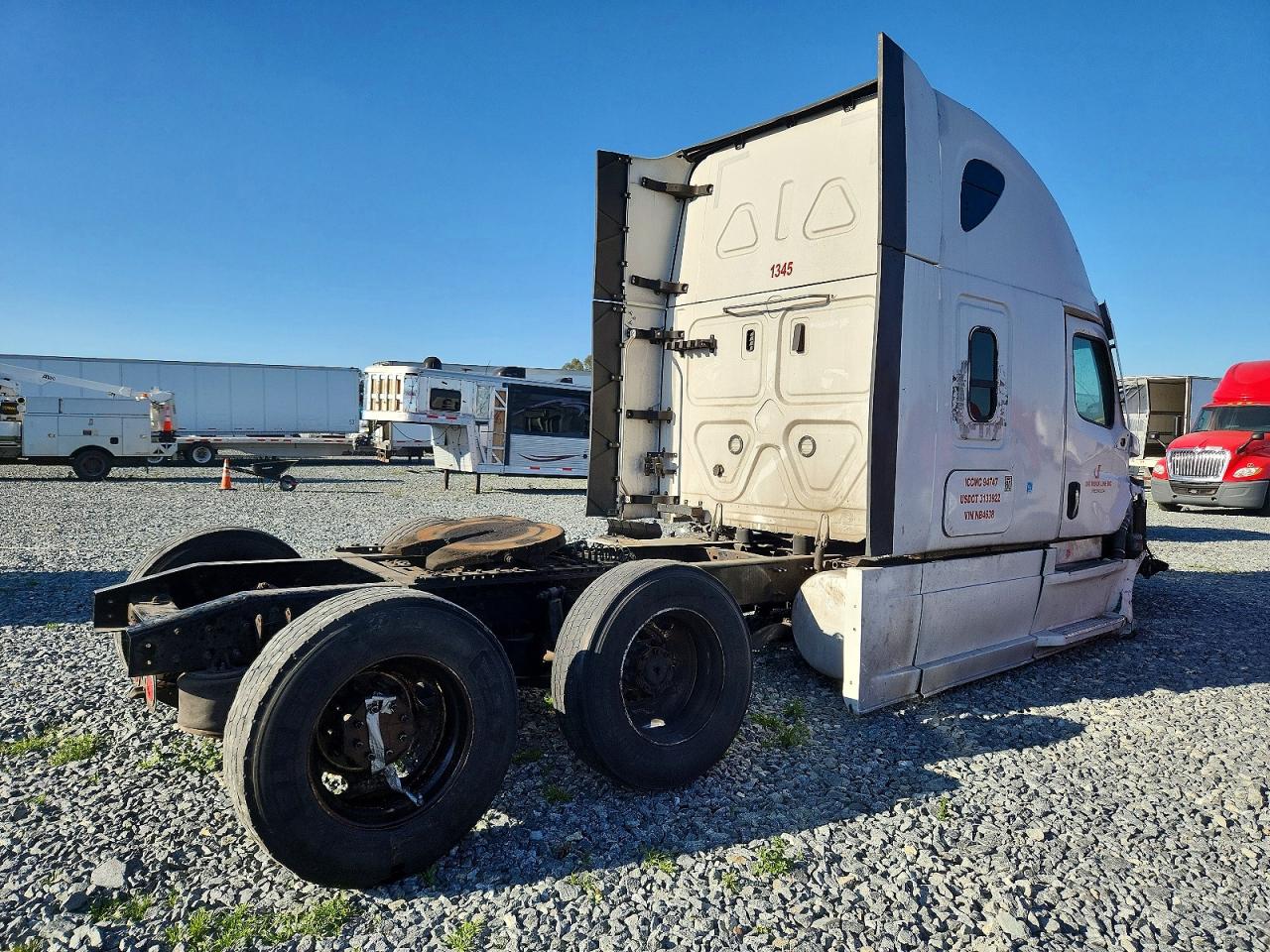 Freightliner Cascadia 126