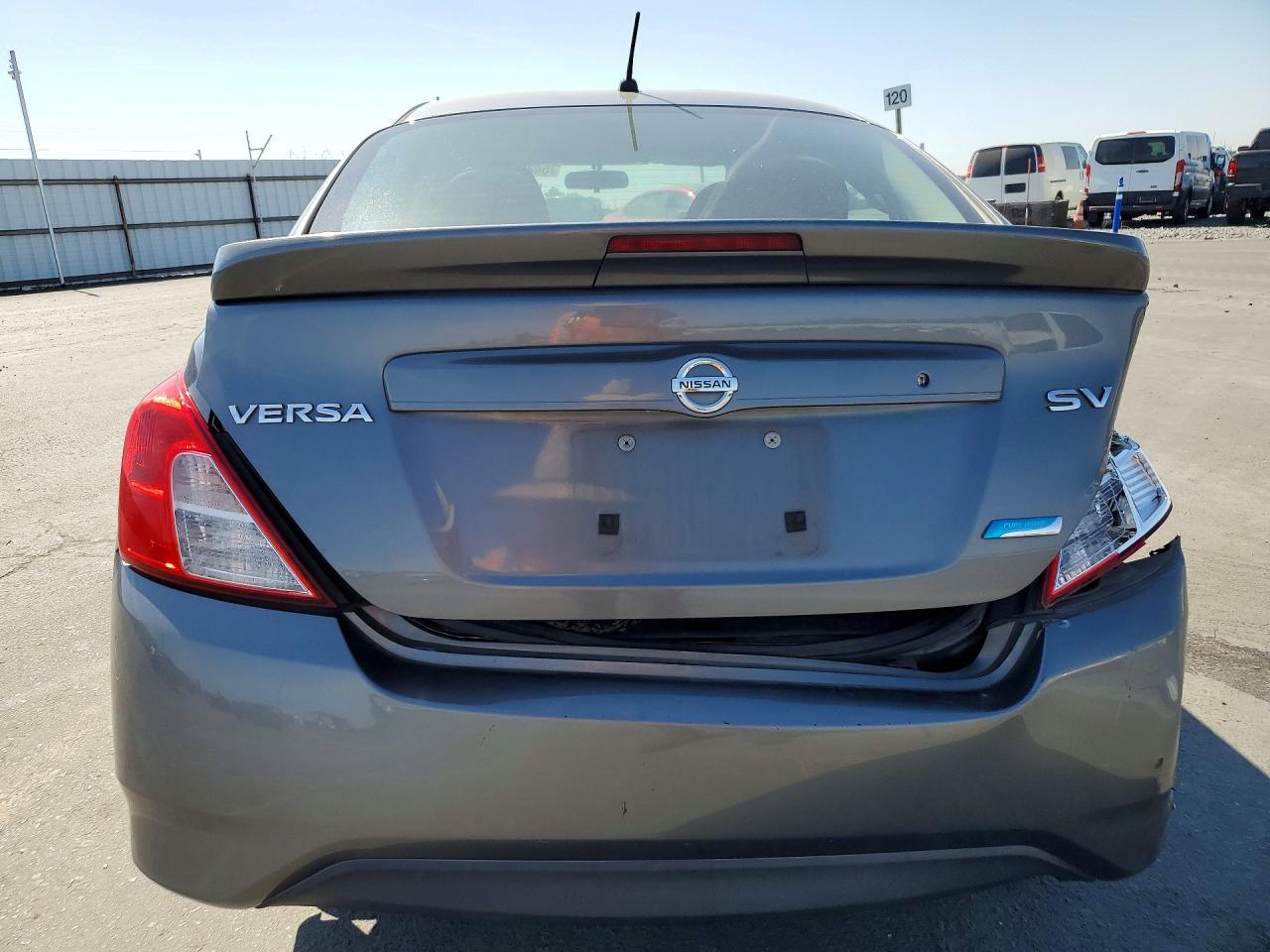 Nissan Versa 1.6 Sv