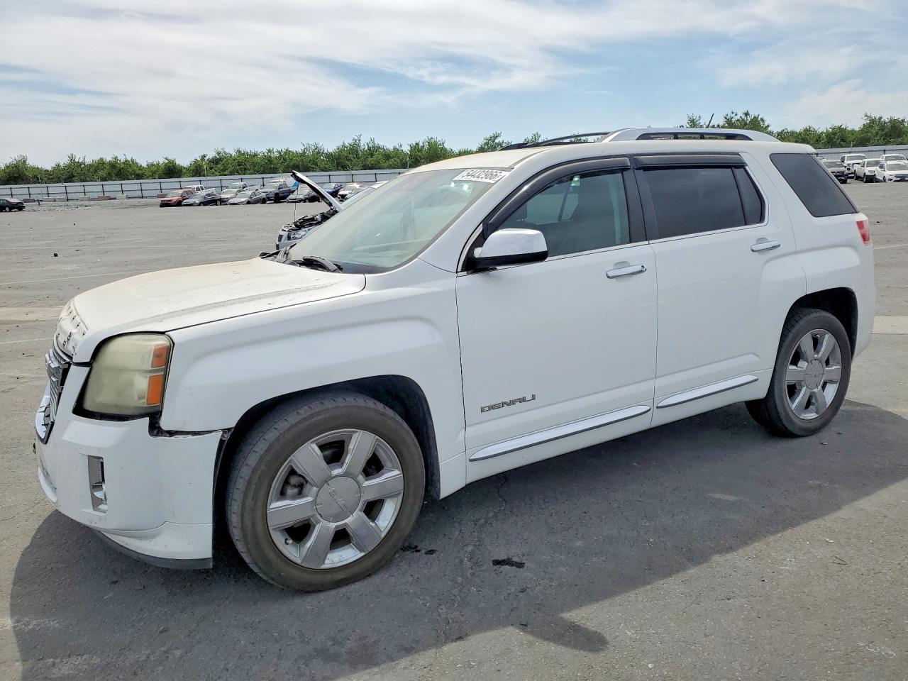 Salvage GMC Terrain Image
