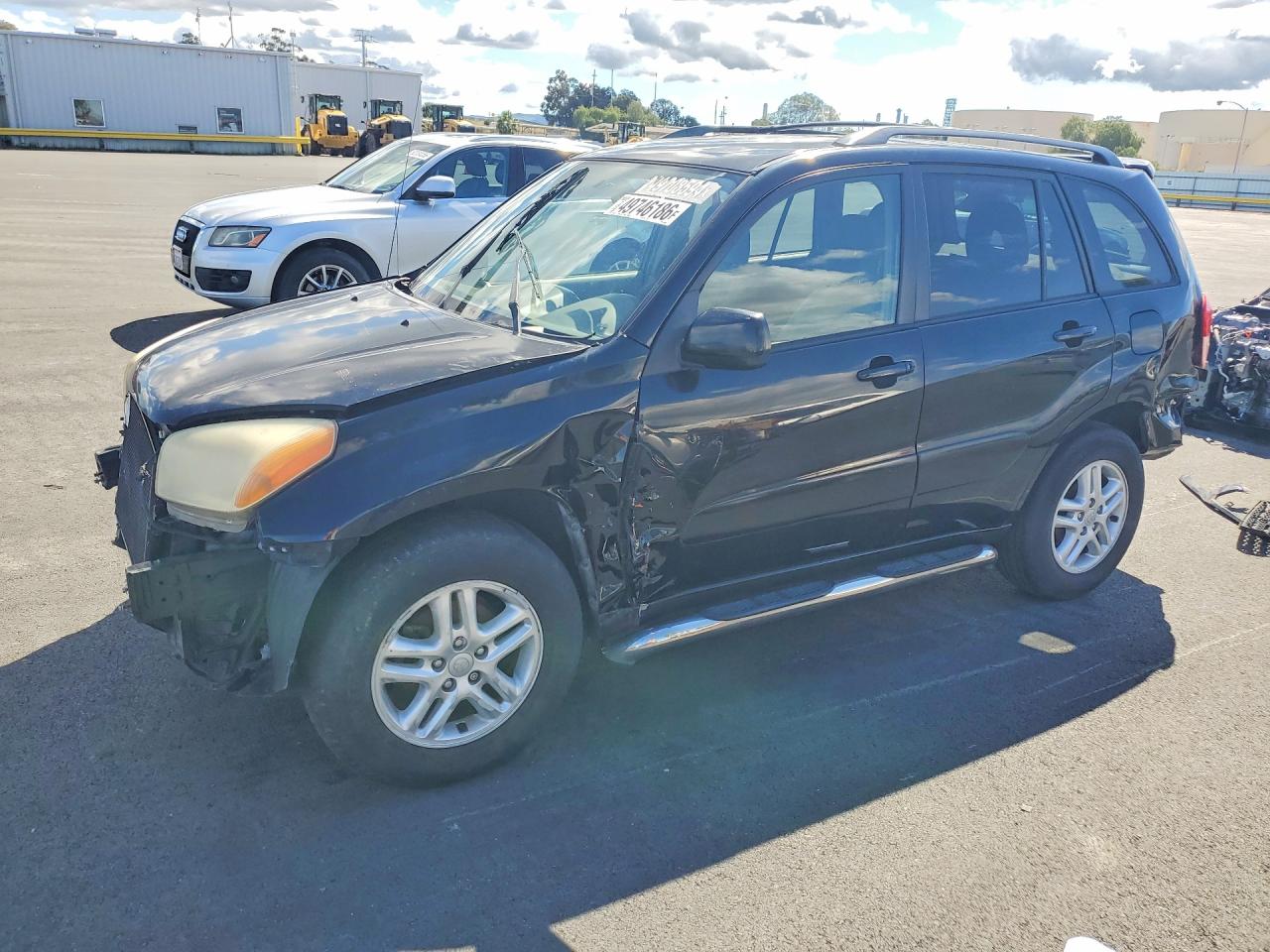 Salvage Toyota RAV4 Image