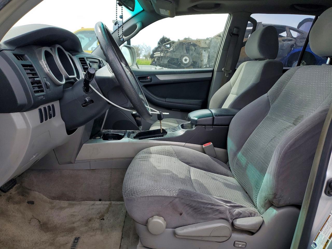Toyota 4Runner Sr5
