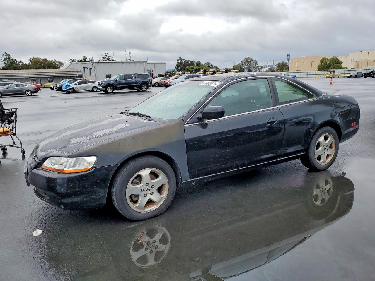 Salvage Honda Accord Image