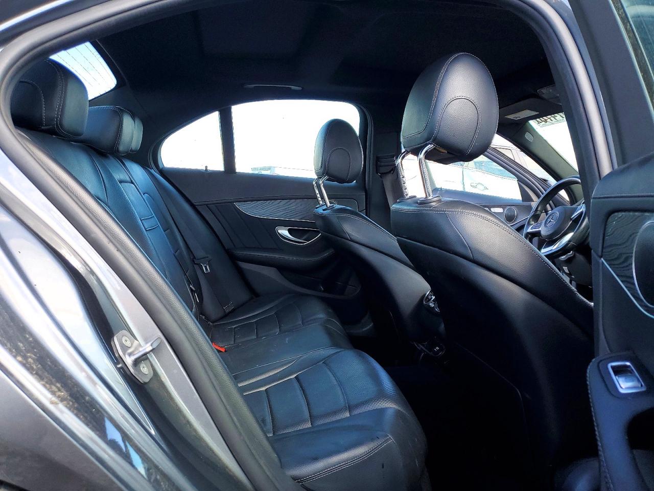 Mercedes-Benz C-Class 300