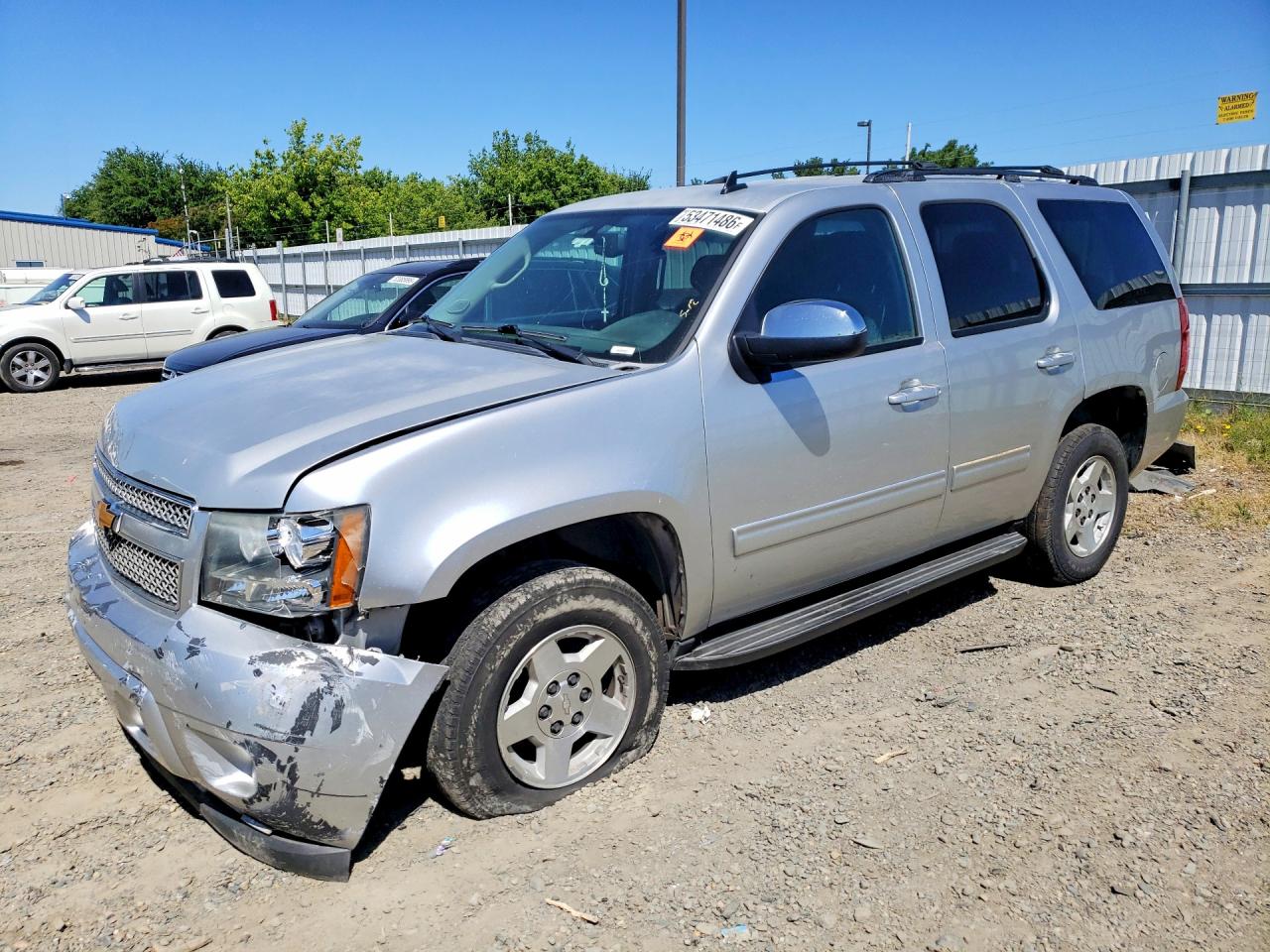 Salvage Chevrolet Tahoe Image