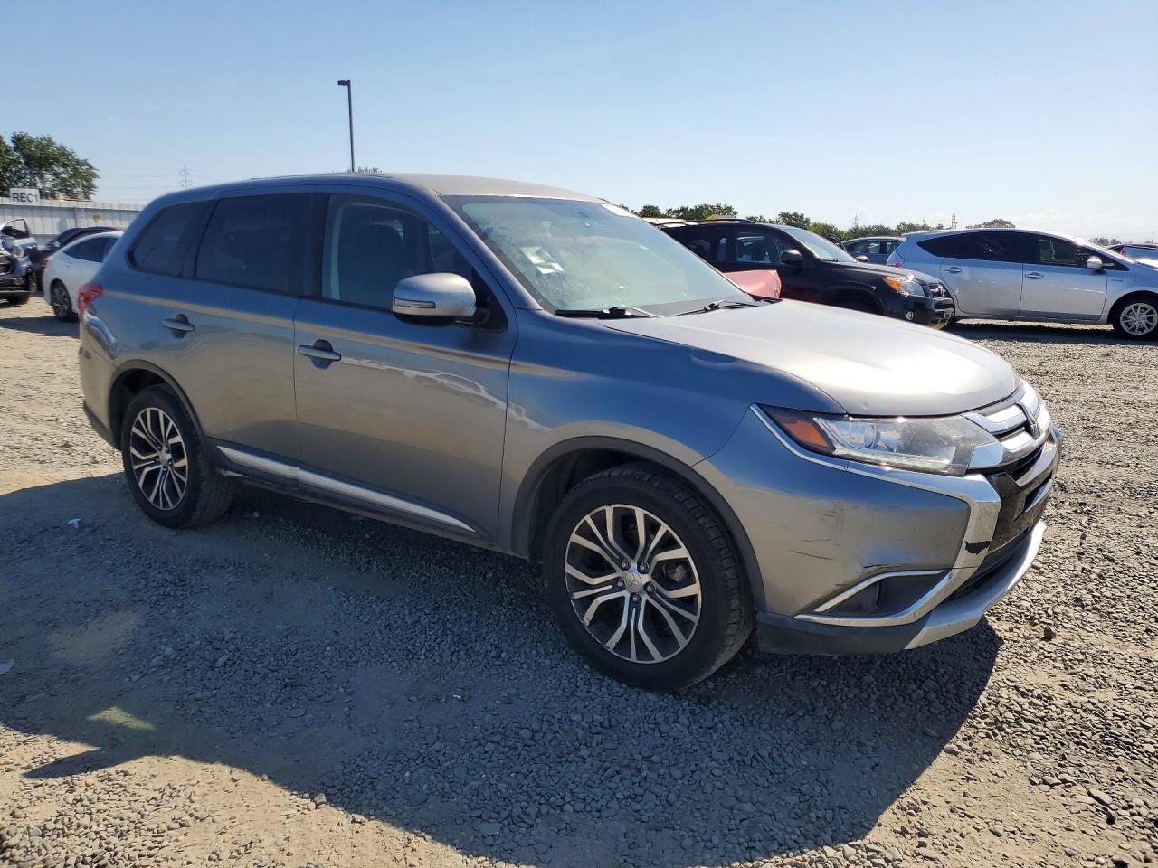 Mitsubishi Outlander Se